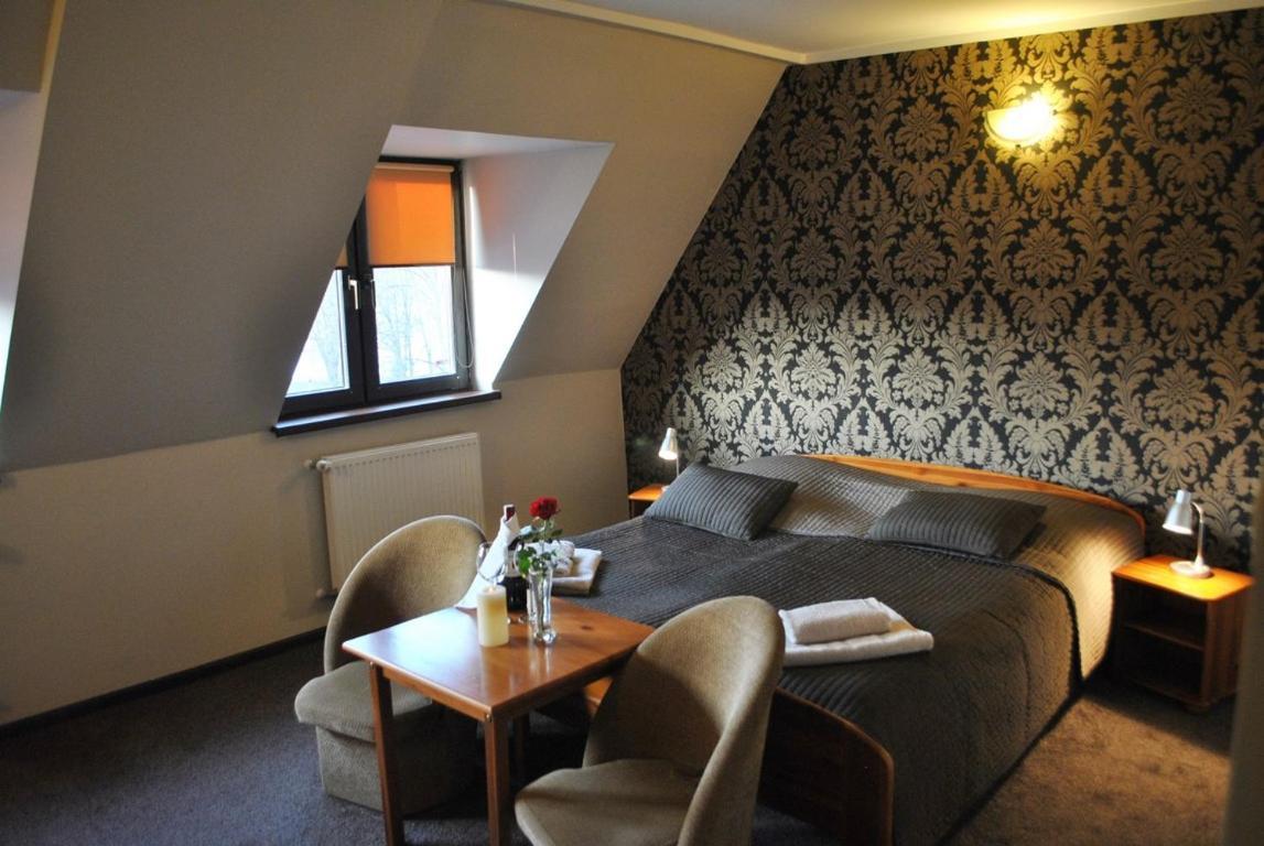 Hotel Krystyna Щитно Экстерьер фото
